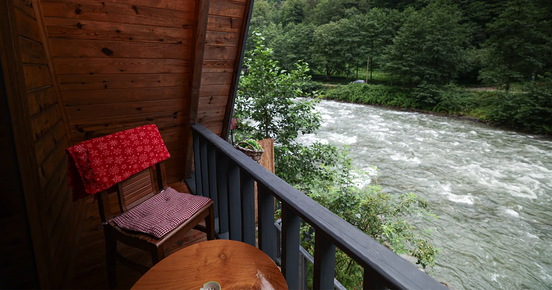Kıyı Bungalov Villa — Çamlıhemşin Çamlıhemşin bungalov evi