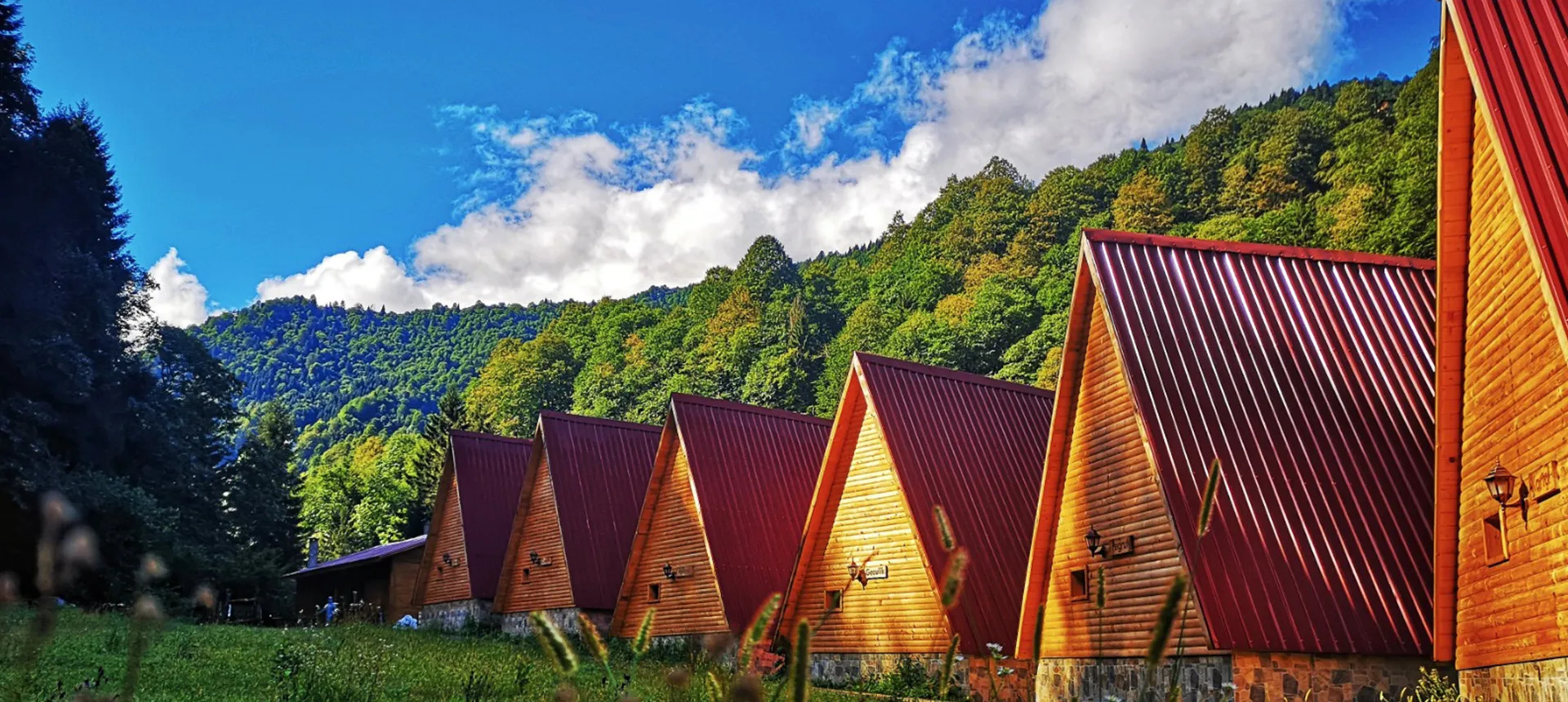 Kotit Ayder Bungalov & Restaurant — Çamlıhemşin Rize bungalov evi